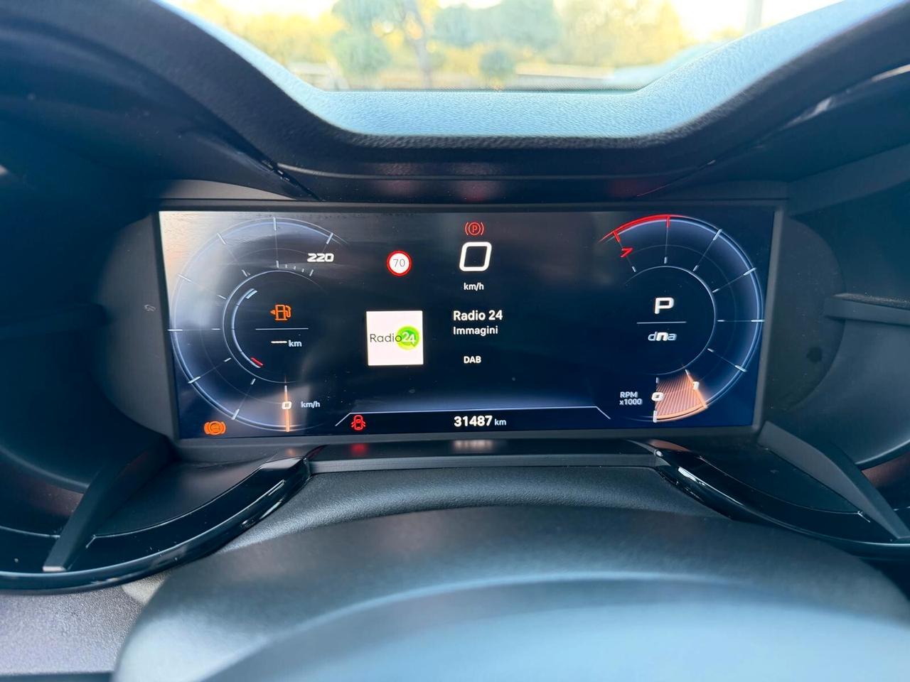 Alfa Romeo Junior 1.2 145 CV Hybrid eDCT6 Speciale