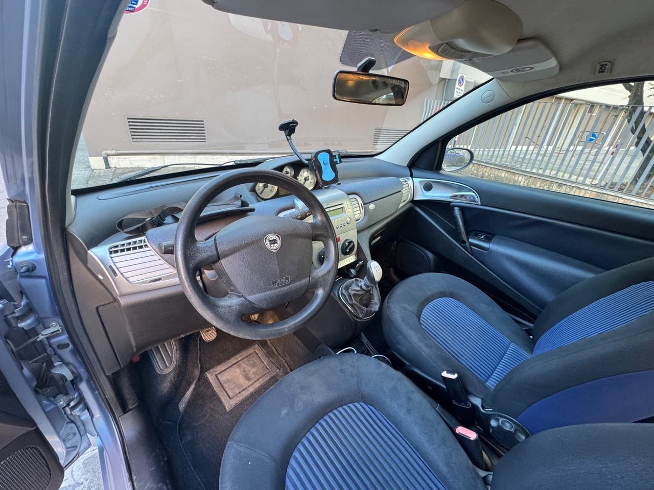 Lancia Ypsilon 1.2 Passion