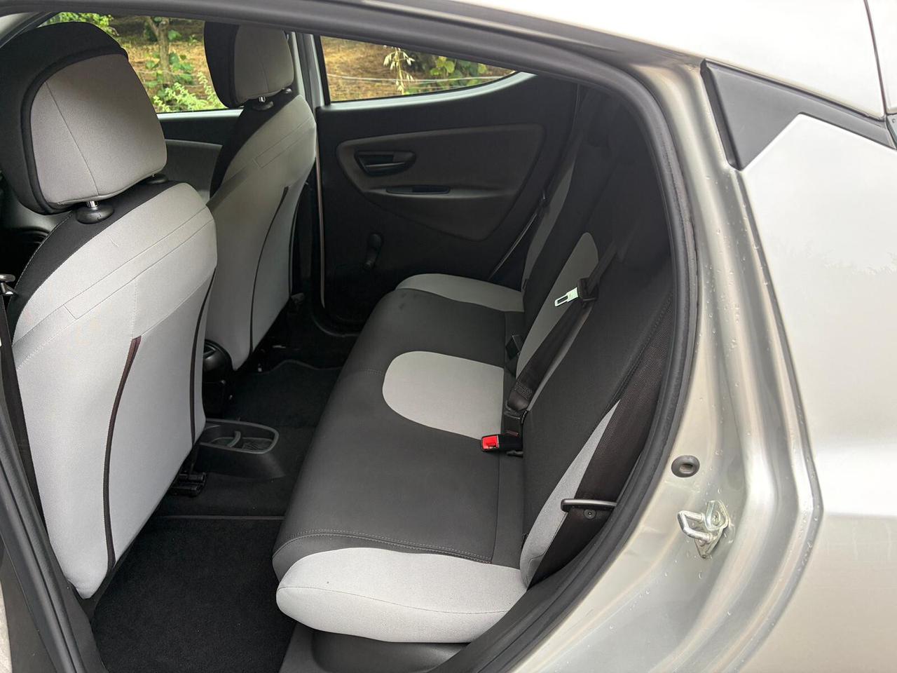 Lancia Ypsilon 1.3 MJT 95CV 5 porte S&S Gold