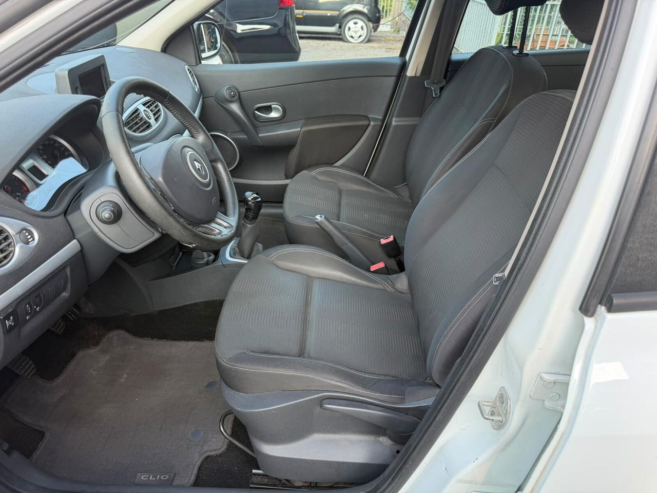 Renault Clio 1.2 16V 5 porte GPL Dynamique