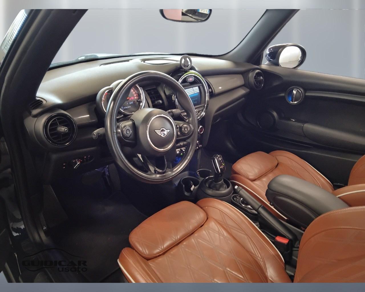 MINI Mini IV F57 2018 Cabrio - Mini Cabrio 1.5 Cooper auto