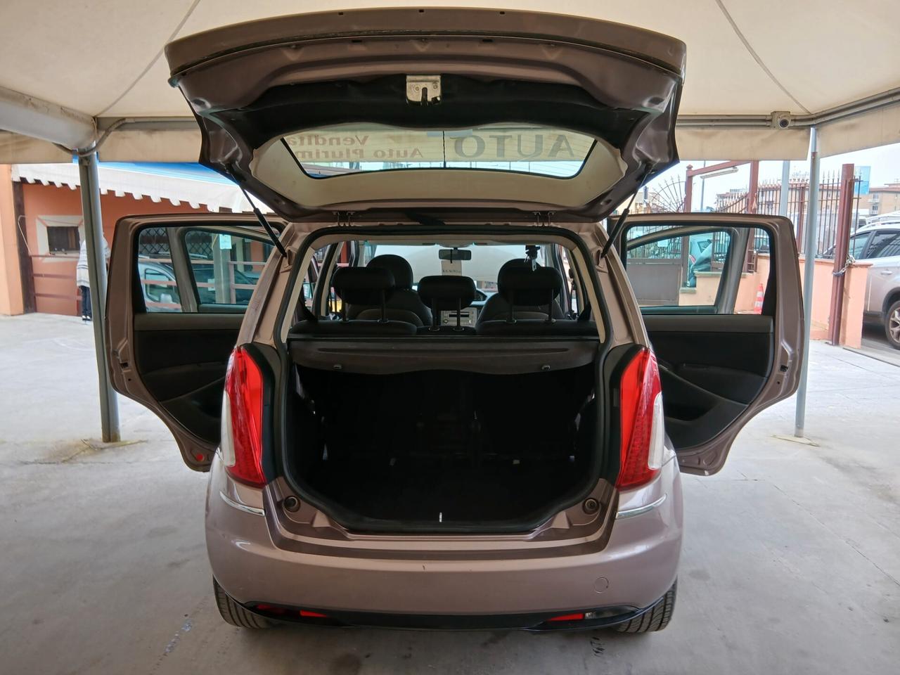 Lancia MUSA 1.4 Oro Ecochic GPL full 09