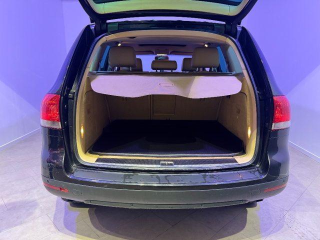 VOLKSWAGEN Touareg 2.5 R5 TDI