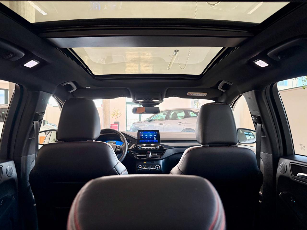 Ford Kuga 1.5 EcoBlue 120 CV aut. 2WD ST-Line X Tetto