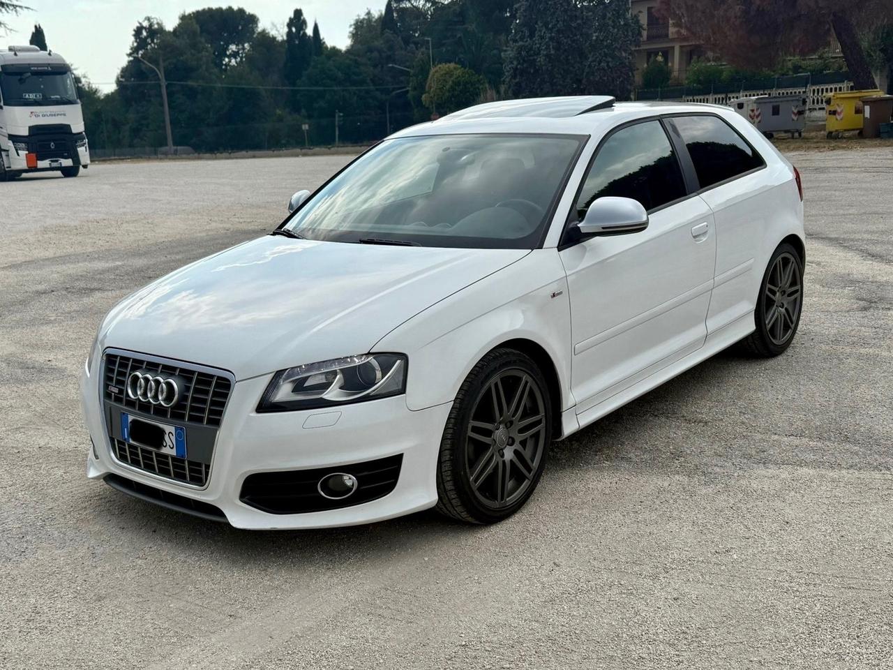 Audi A3 S-Line 2.0 DSG Tetto Led Bi-Xeno