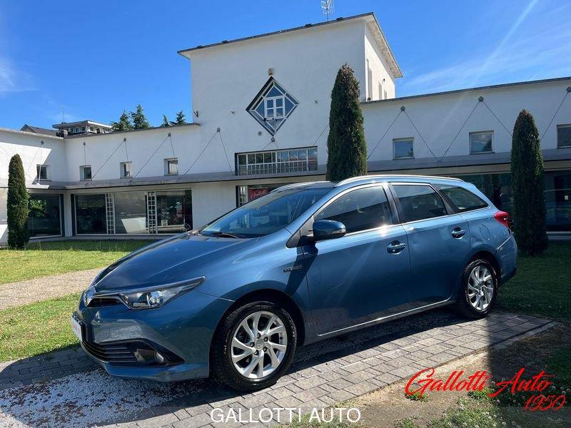 Toyota Auris Touring Sports 1.8h Business cvt