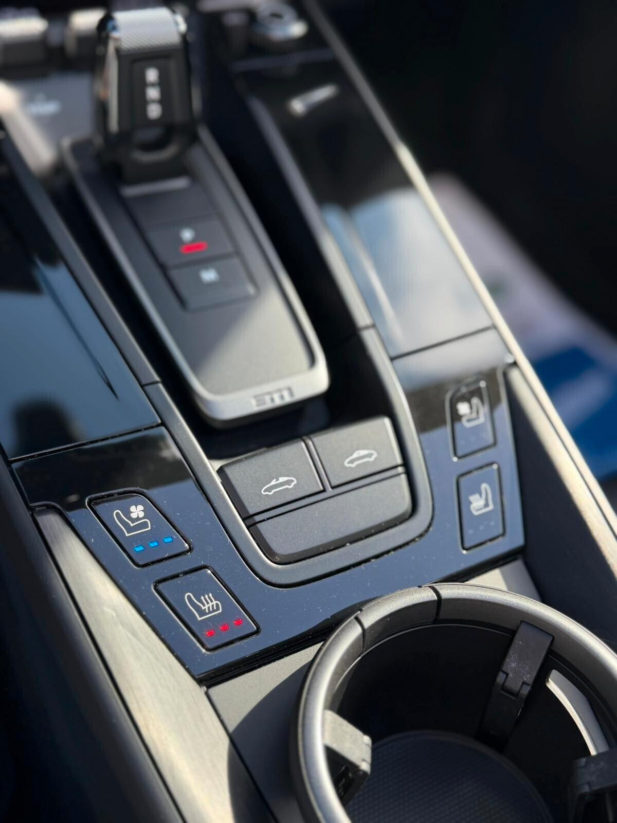 Porsche 992.2 Targa 4 GTS *CHRONO*LIFT*SCARICO