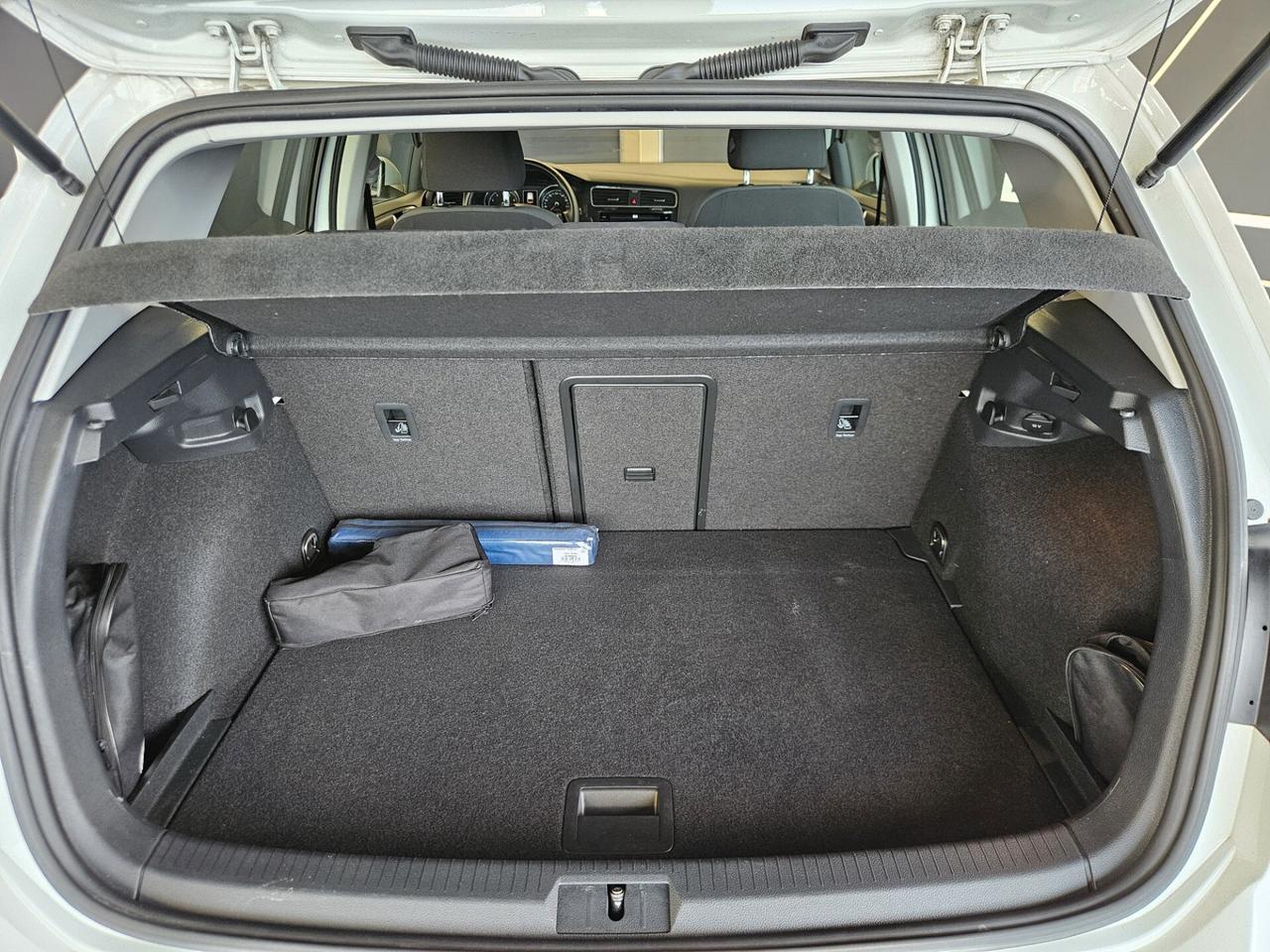 Volkswagen Golf 5p 1.5 tgi Executive 130cv dsg