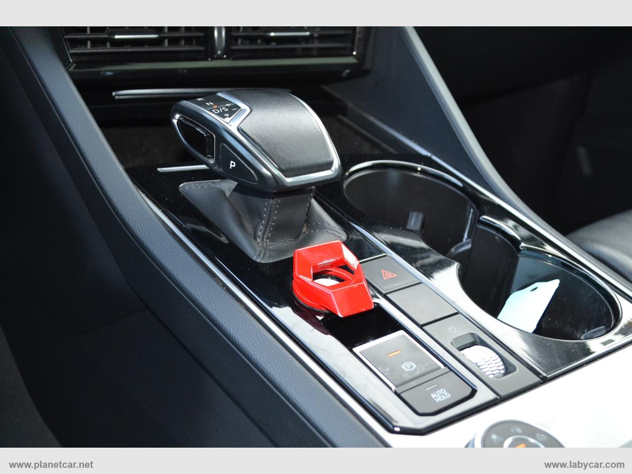 VOLKSWAGEN Touareg 3.0 TDI Advanced