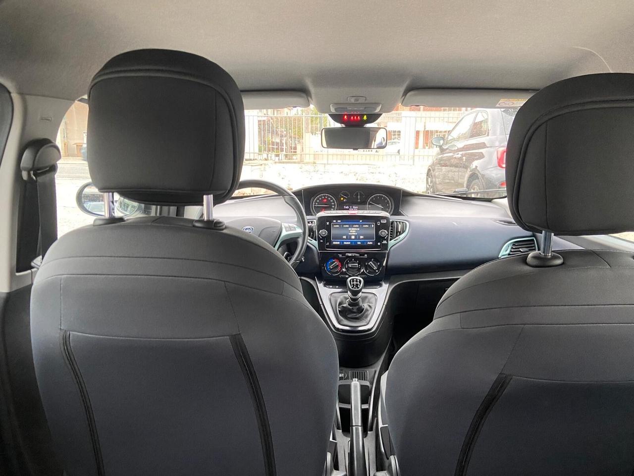 Lancia Ypsilon 1.2 69 CV 5 porte GPL Gold 2023