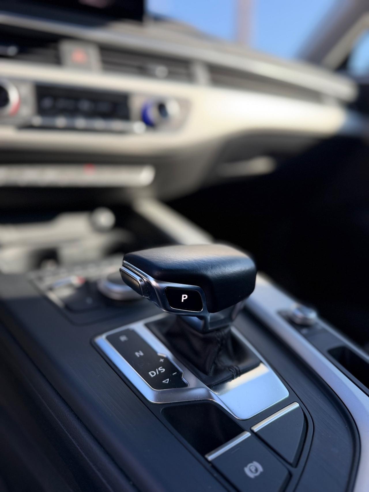 Audi A4 30 TDI S tronic Design