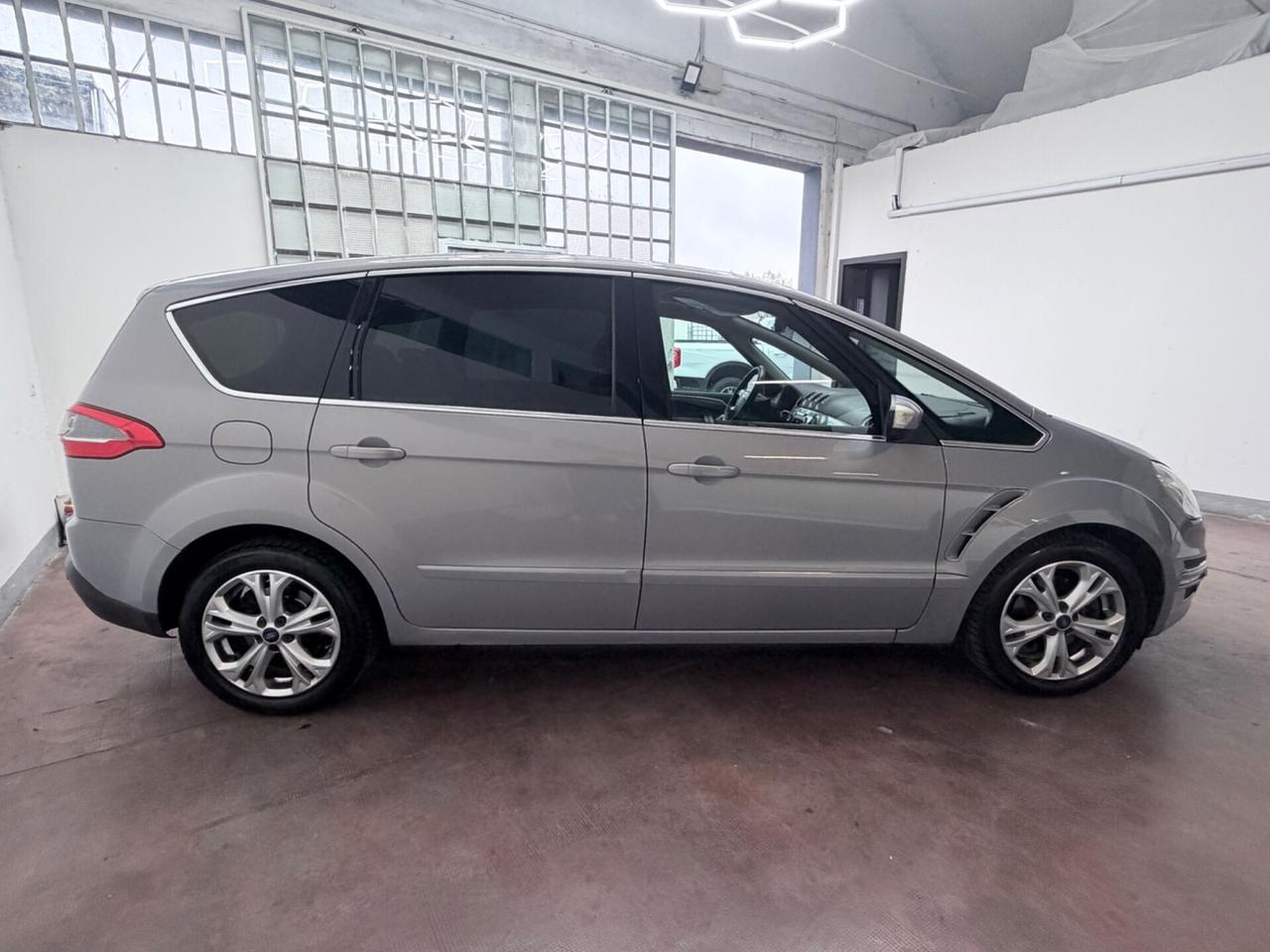 Ford S-Max 2.0 TDCi 163CV Titanium 7 posti