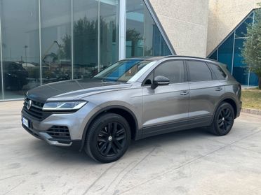 Volkswagen Touareg 3.0 V6 TDI SCR Black Style