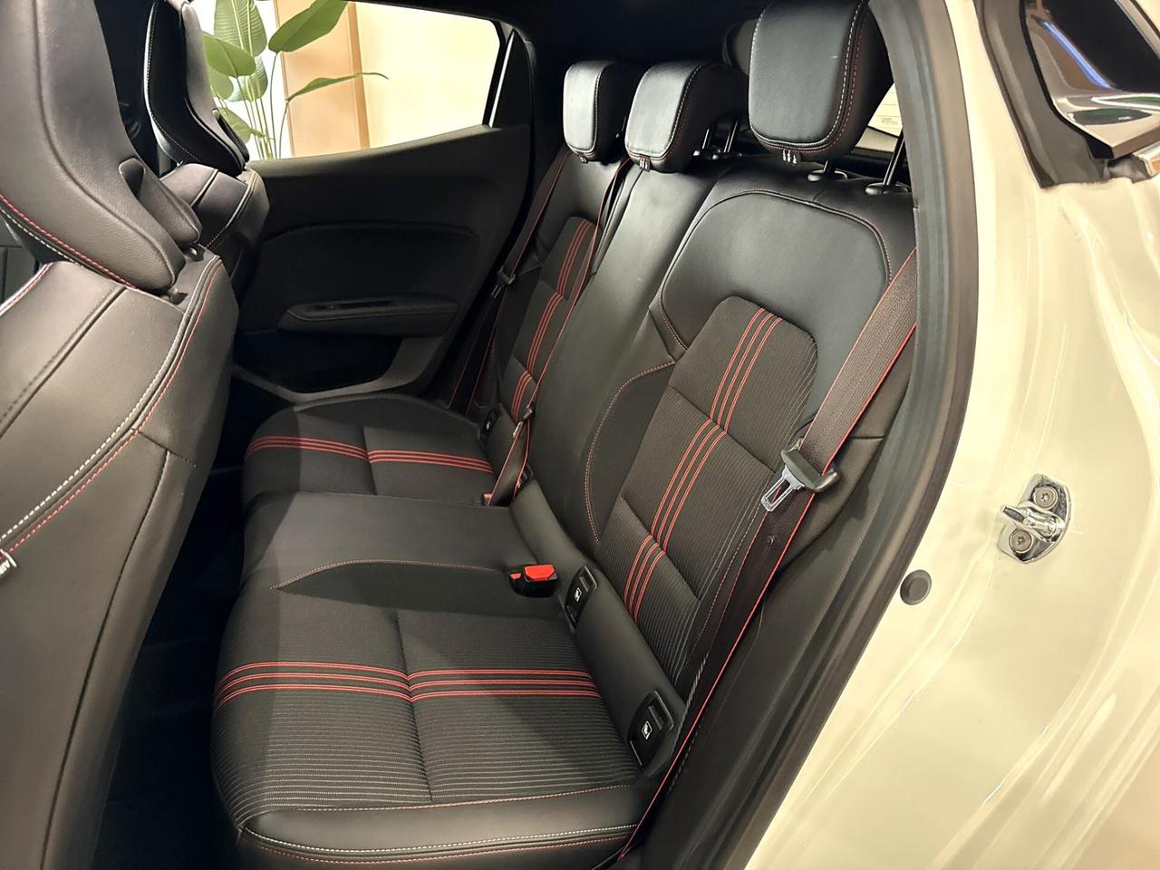 Renault Clio Full Hybrid E-Tech 140 CV 5 porte R.S. Line