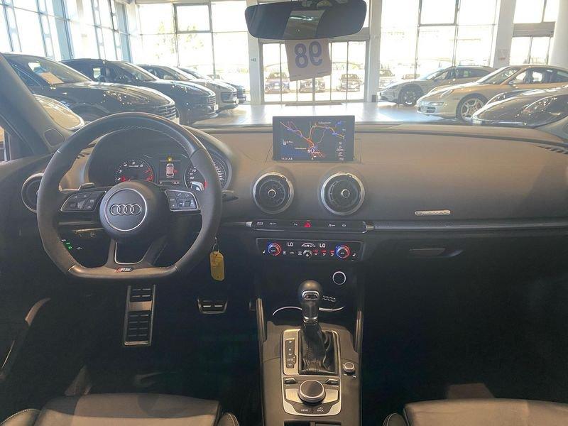 Audi A3 RS 3 SportBack TFSI quattro
