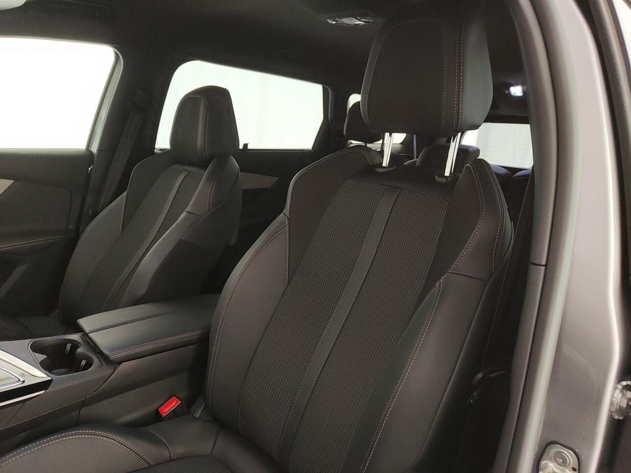 Peugeot 5008 BlueHDi 130 S&S EAT8 Allure Pack