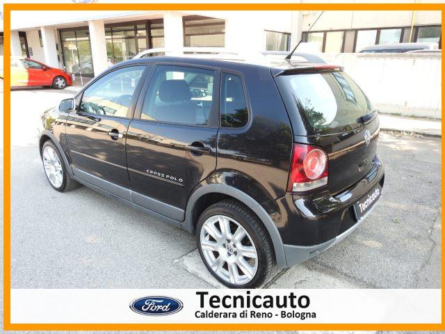 VOLKSWAGEN Polo Cross 1.4/80CV 16V *NEOPATENTATO*