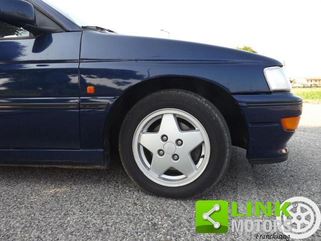 FORD Escort 1.8i 16V cat Cabrio XR