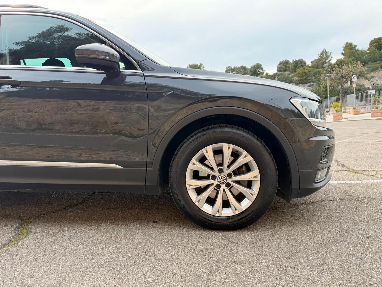Volkswagen Tiguan/1.6 TDI 116CV/CAR PLAY/17"