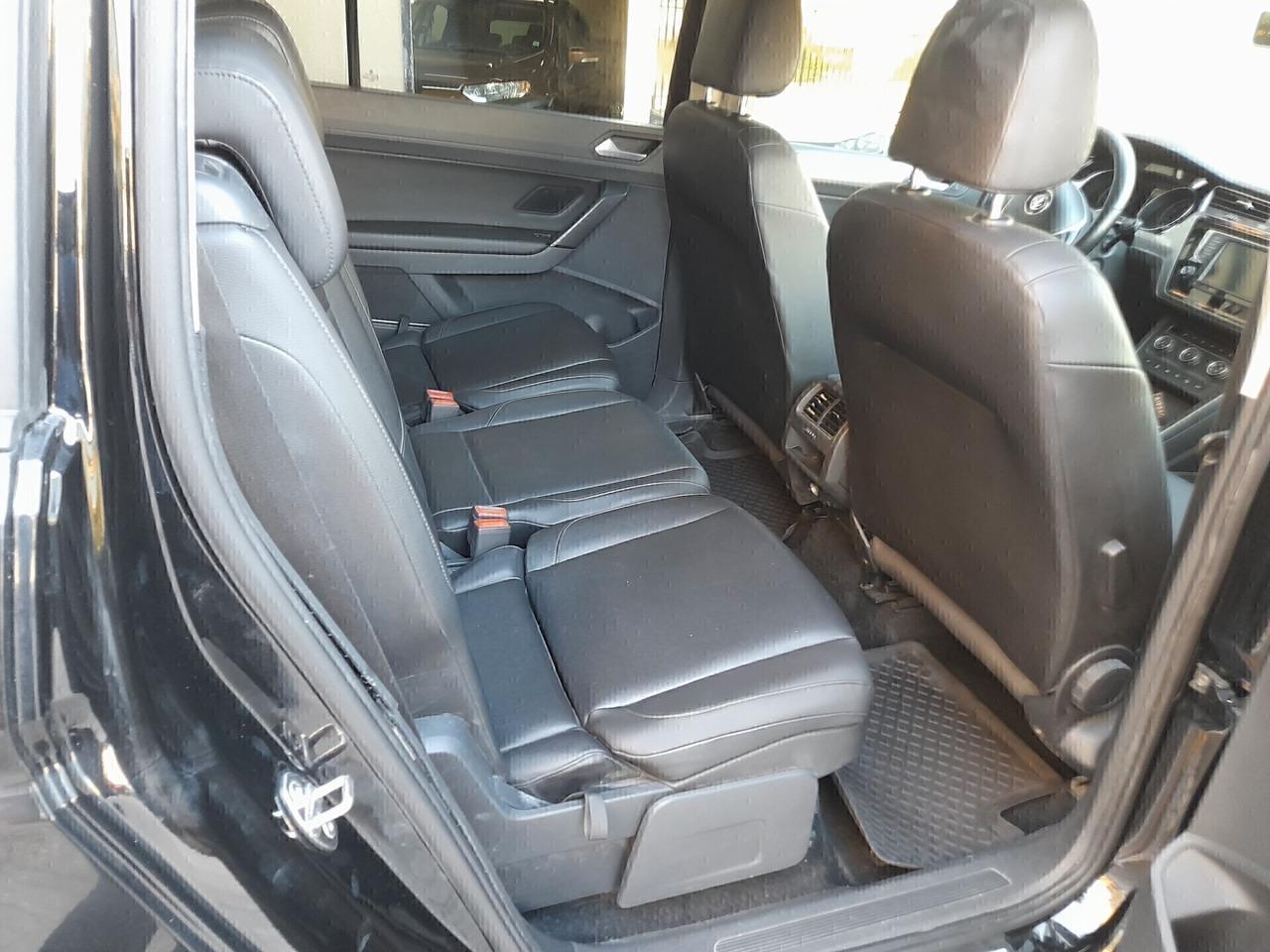 Volkswagen Touran 7 POSTI 2.0 115cv AUTOMATICO