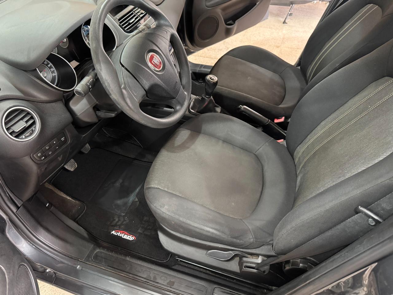 Fiat Punto 1.3 MJT 75 CV 5 porte Lounge OK NEOPATENTATI