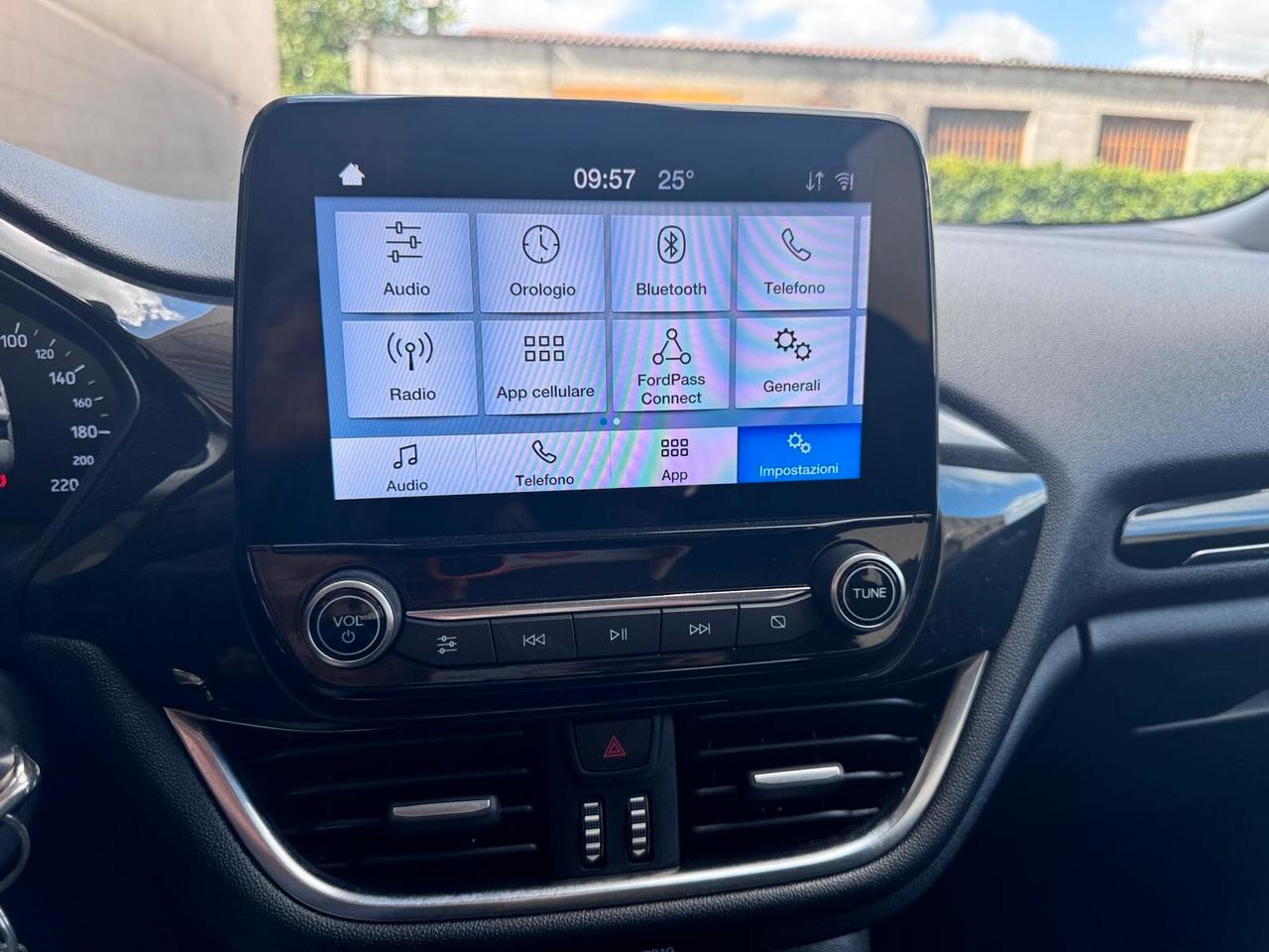 Ford Fiesta 1.1 75 CV GPL 5 porte Connect