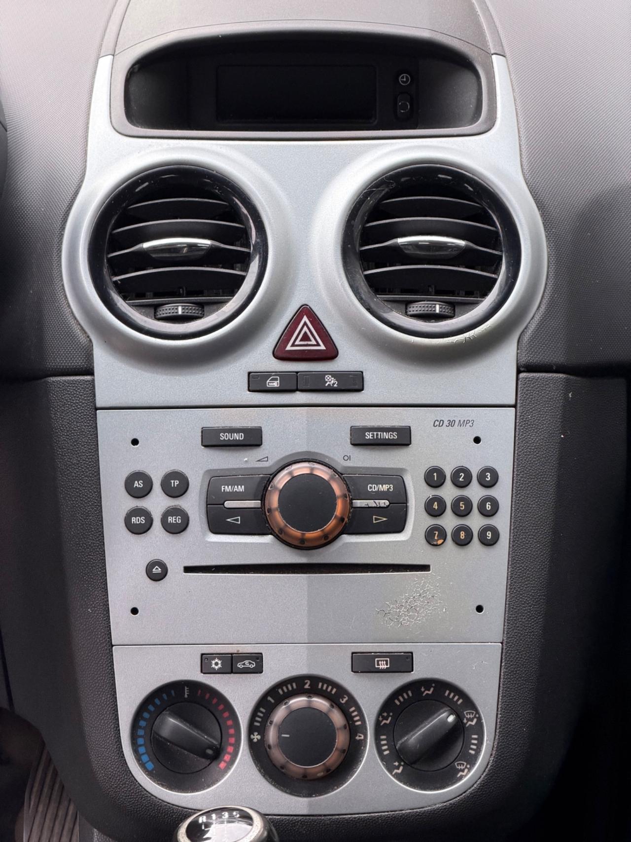 Opel Corsa 1.2- GPL 11-2030- Neopatentati