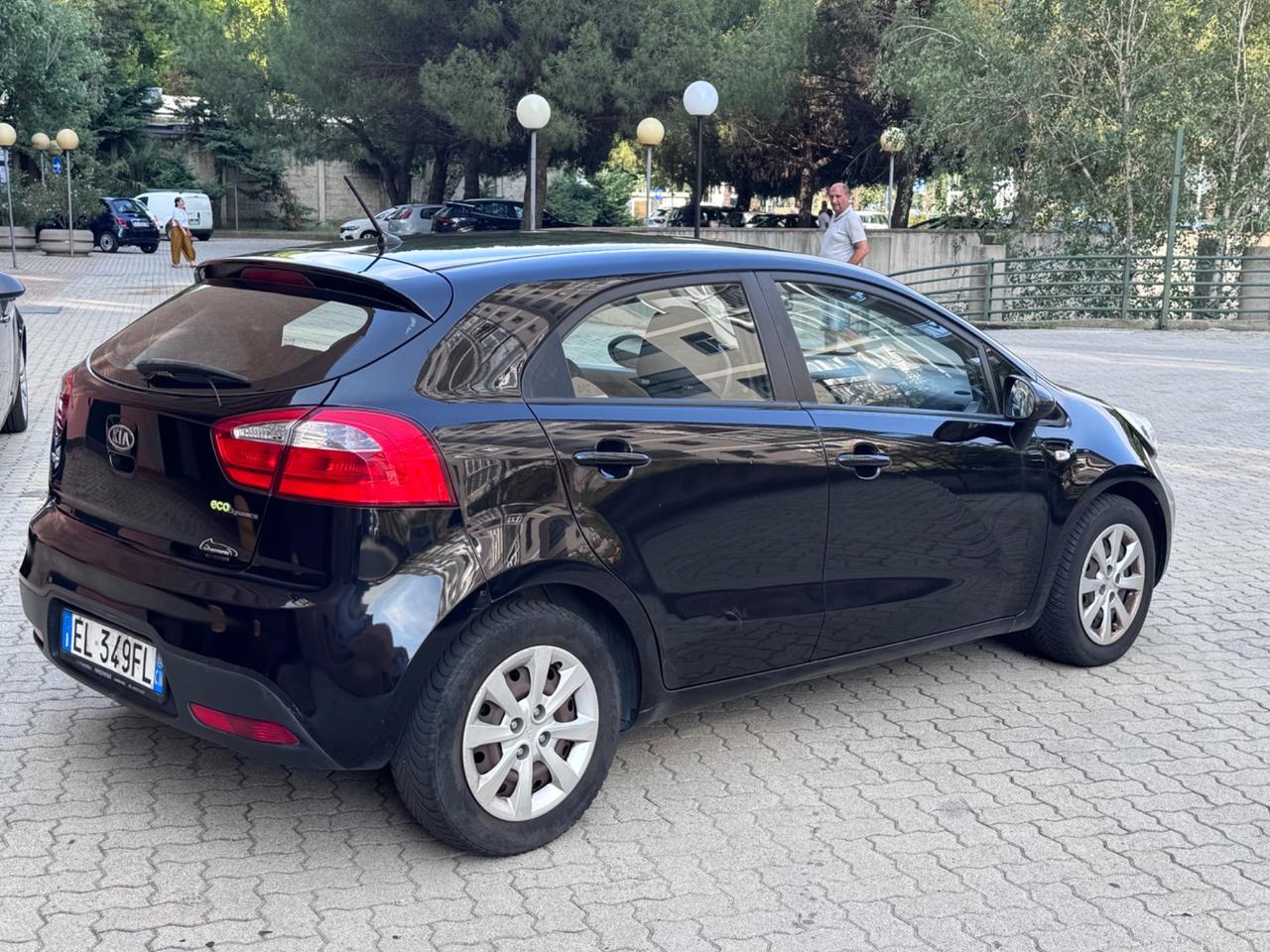 Kia Rio 1.1 CRDi WGT 5p. EX