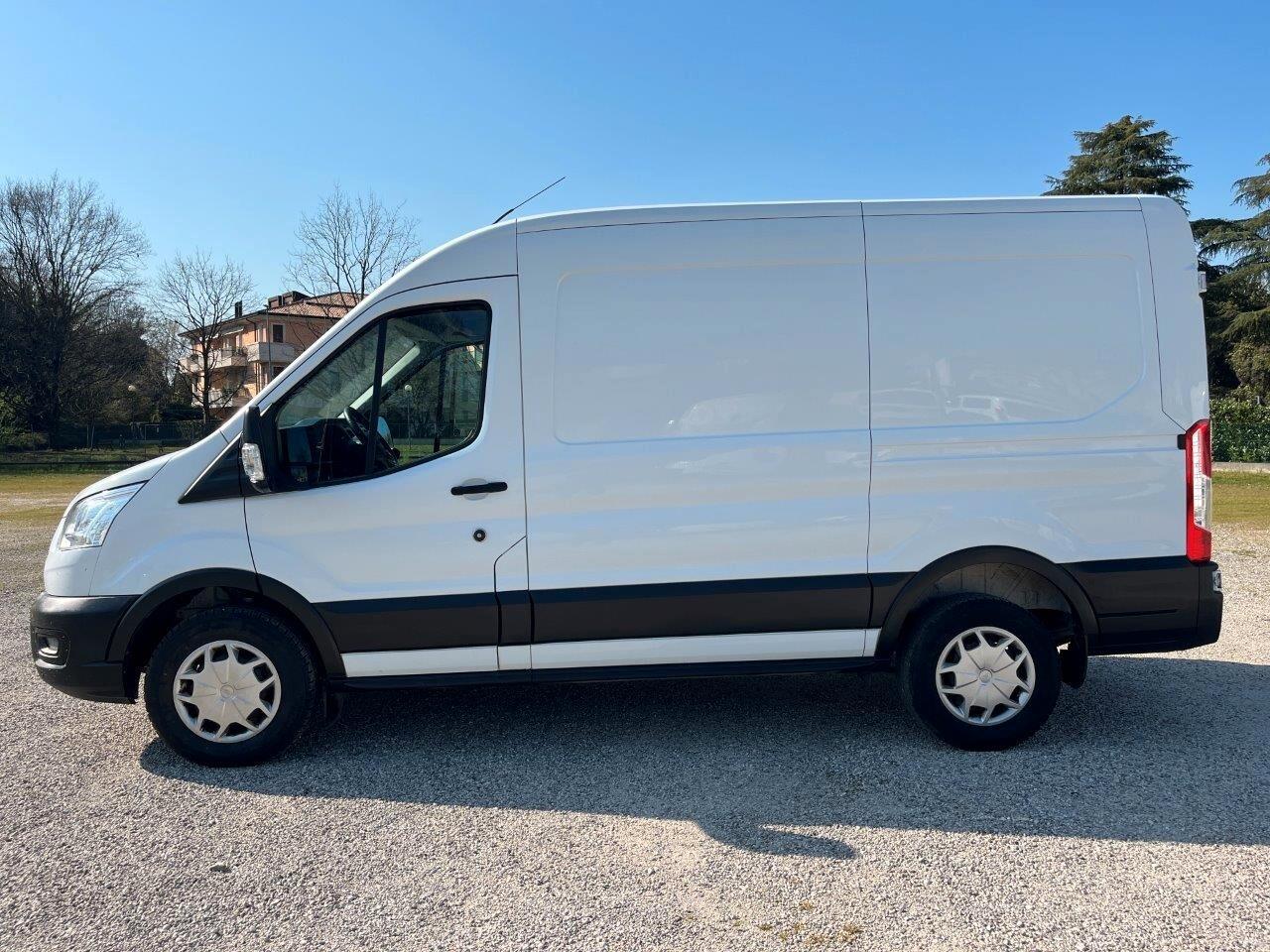 FORD TRANSIT 330 2.0 TDCI ECOBLUE 130CV PM-TM TREND