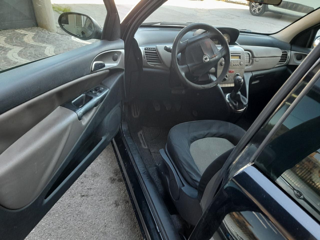 Lancia Ypsilon 1.3 Multijet 16V