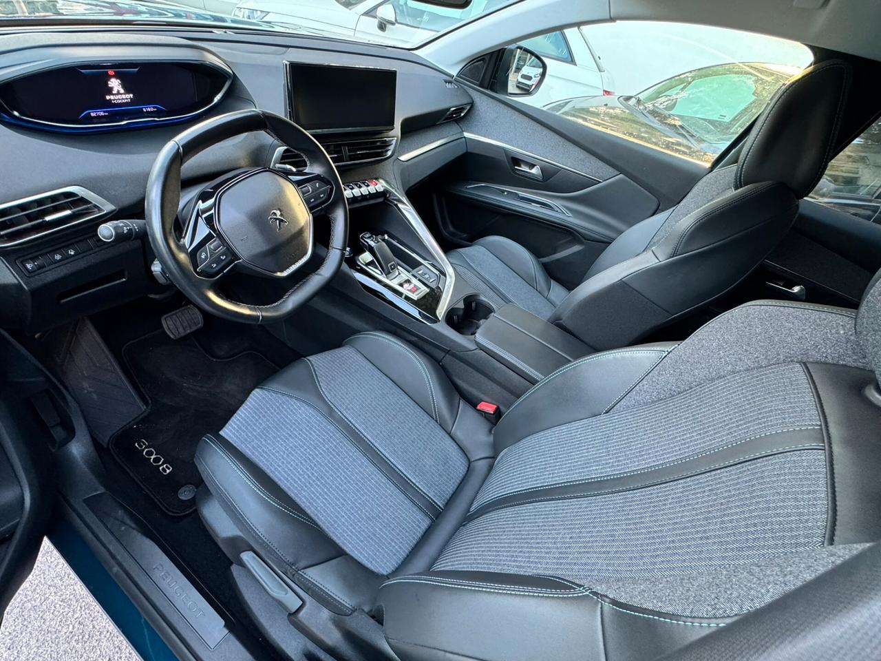 Peugeot 3008 BlueHDi 130 S&S EAT8 Allure