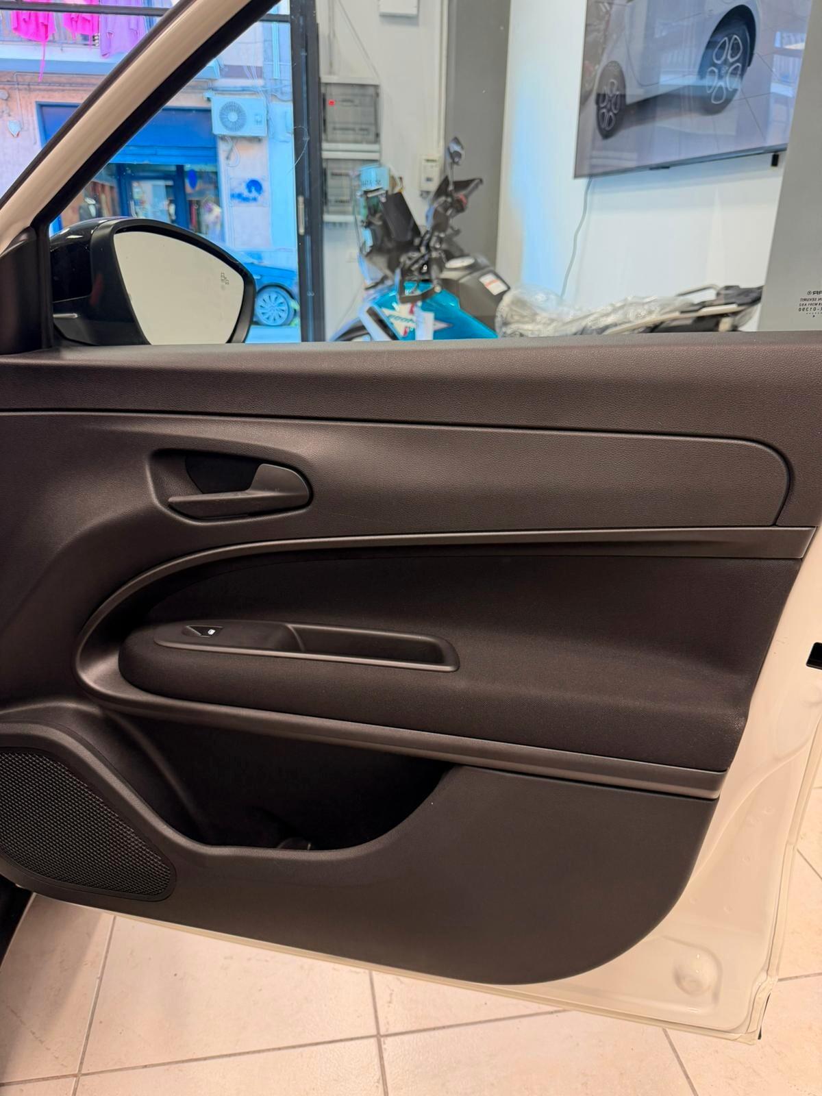 Fiat 600 Hybrid 100 CV DCT MHEV A 210 AL MESE