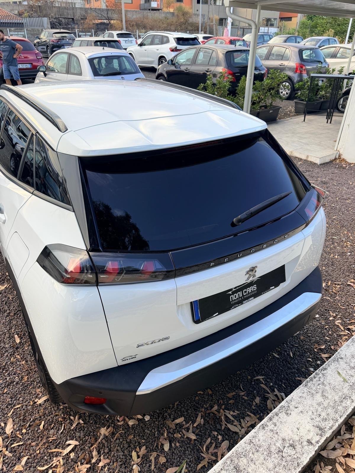 Peugeot 2008 BlueHDi 110 S&S Allure Pack