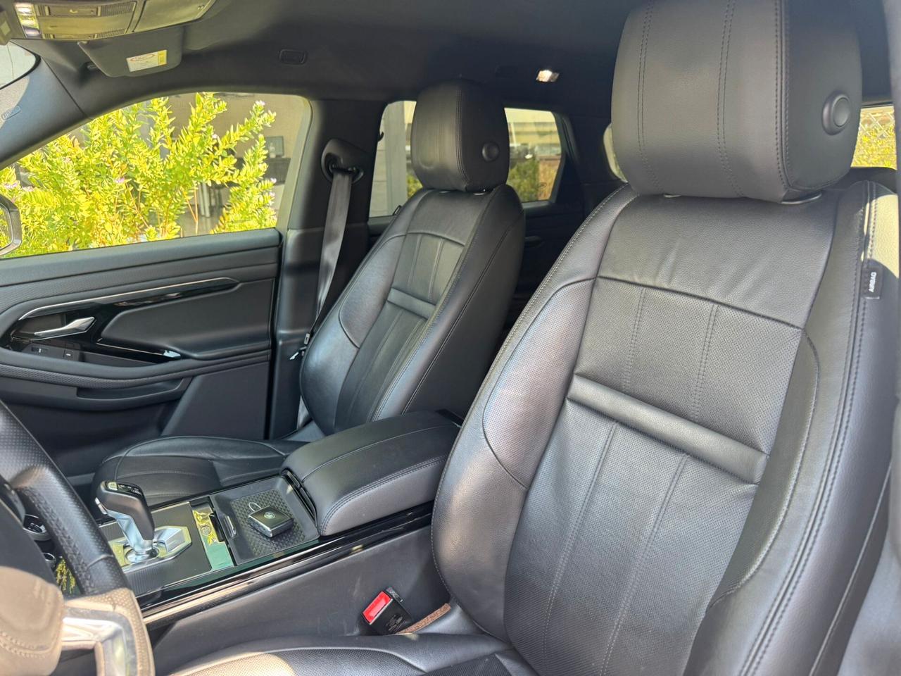 Land Rover Range Evoque 2.0D I4-L.Flw 150 CV AWD Auto R-Dynamic S