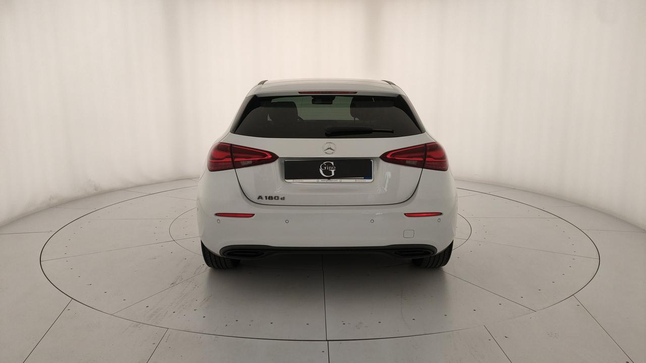 Mercedes-Benz A 180 d Sport Night edition auto