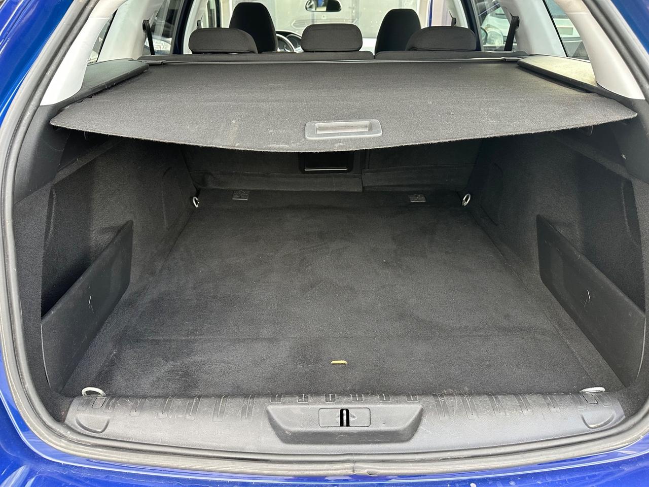 Peugeot 308 BlueHDi 130 S&S SW Allure