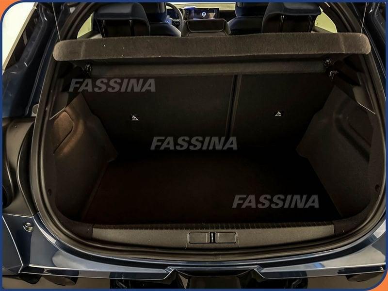 Lancia Ypsilon Ibrida Ibrida Edizione Cassina e-DCT