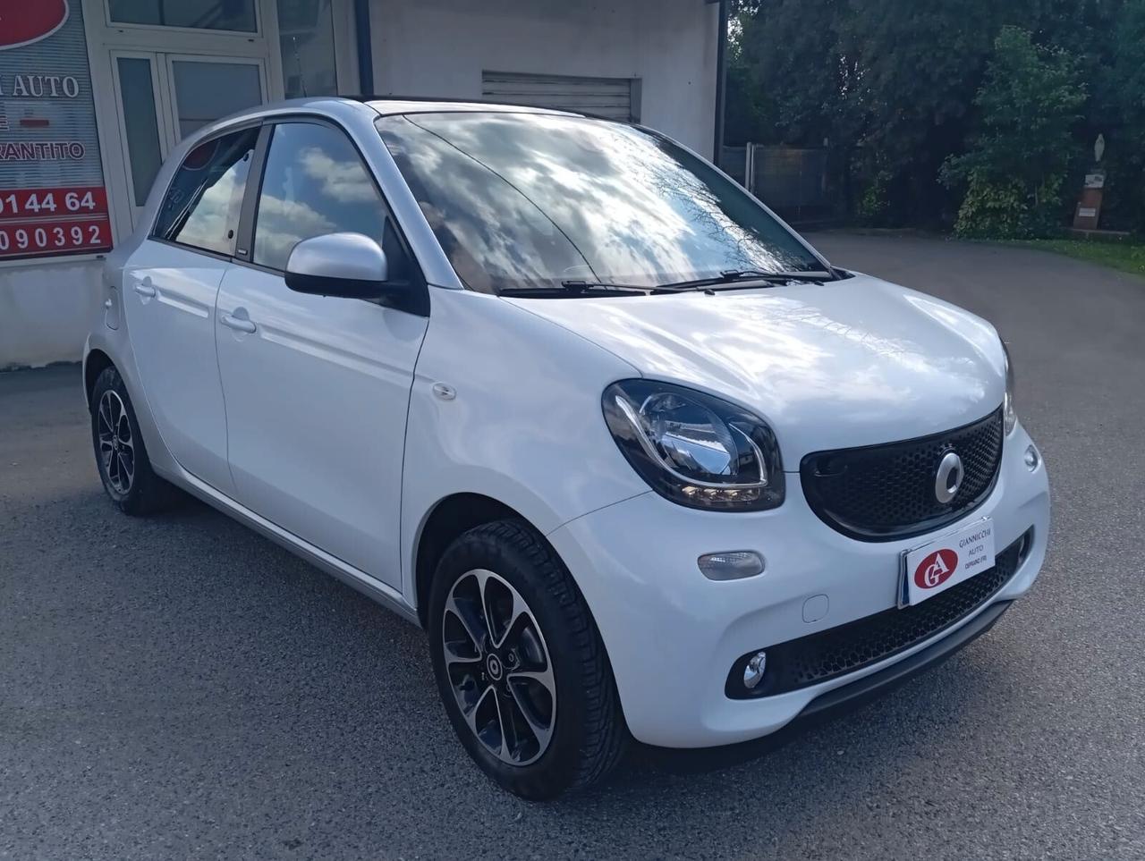 Smart ForFour PASSION 1.0 71CV KM 62000 COME NUOVA