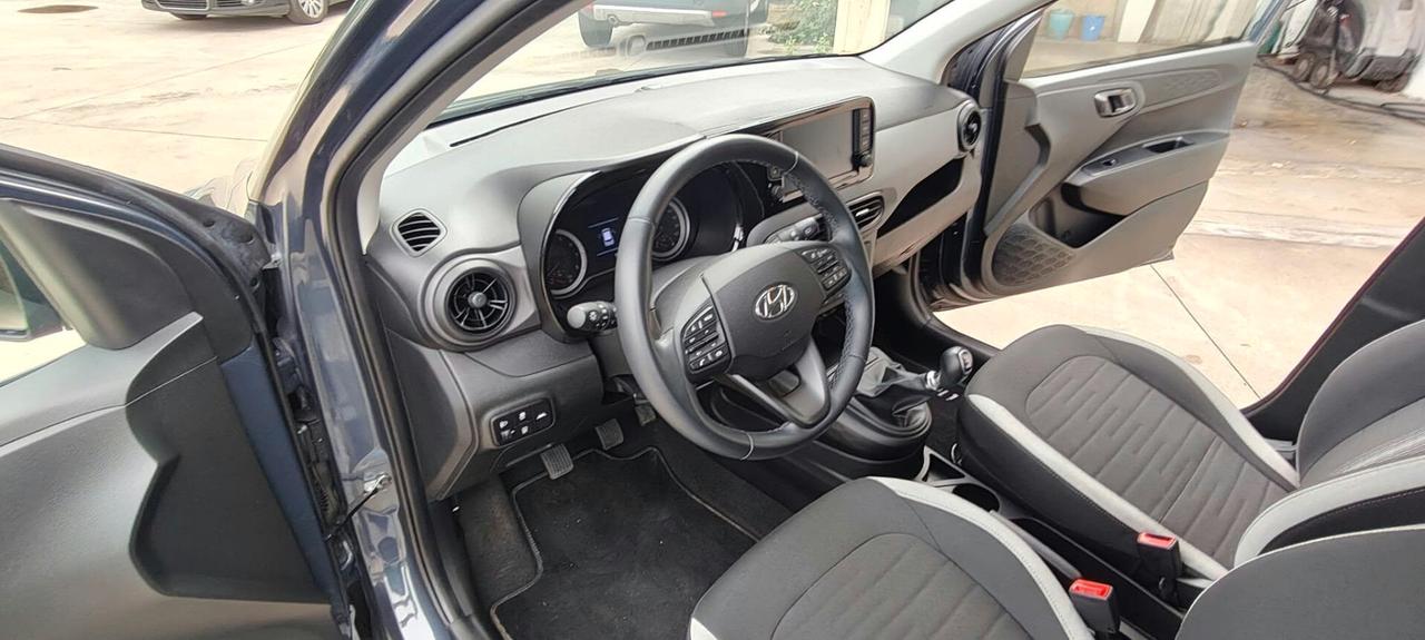Hyundai i10 1.0 MPI Tech "SOLO 19.000 KM"