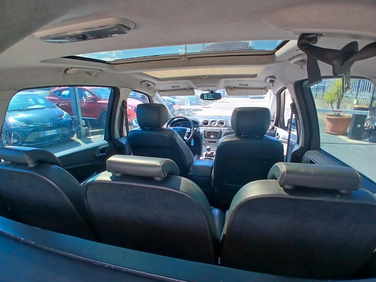 Ford S-Max 2.0 TDCi 140CV Titanium