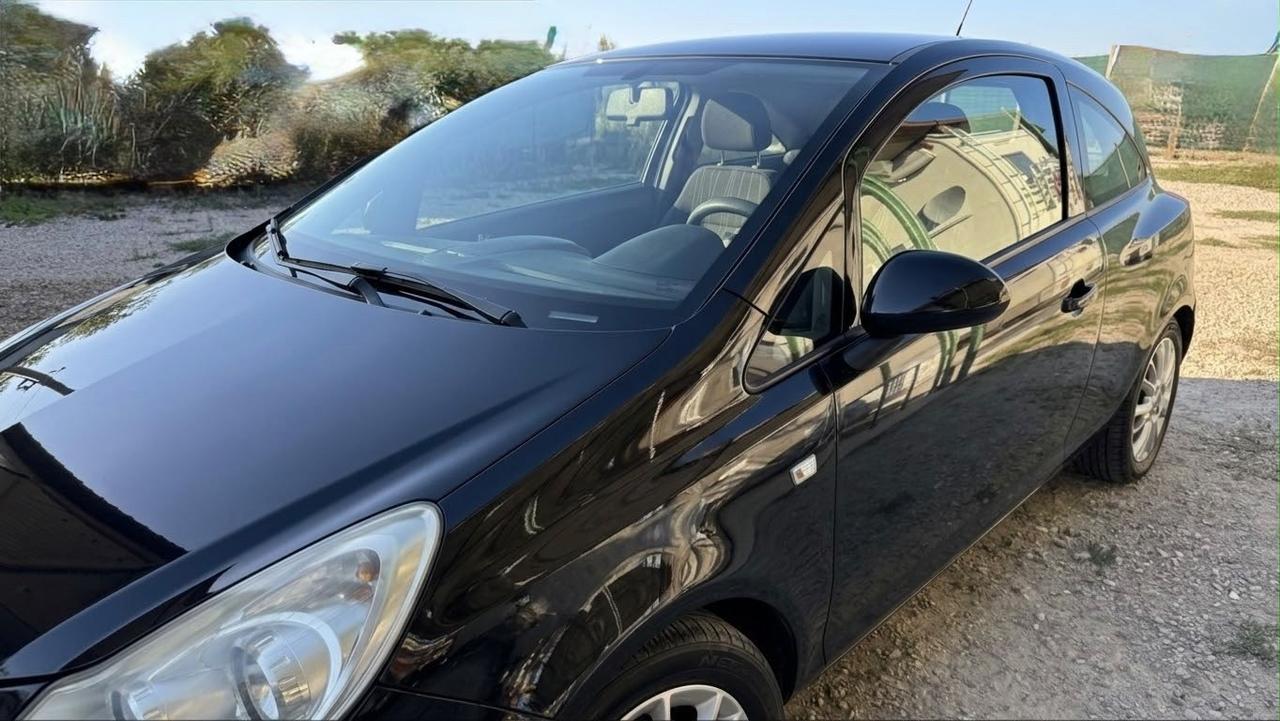 Opel Corsa 1.2 80CV 3 porte GPL-TECH Enjoy