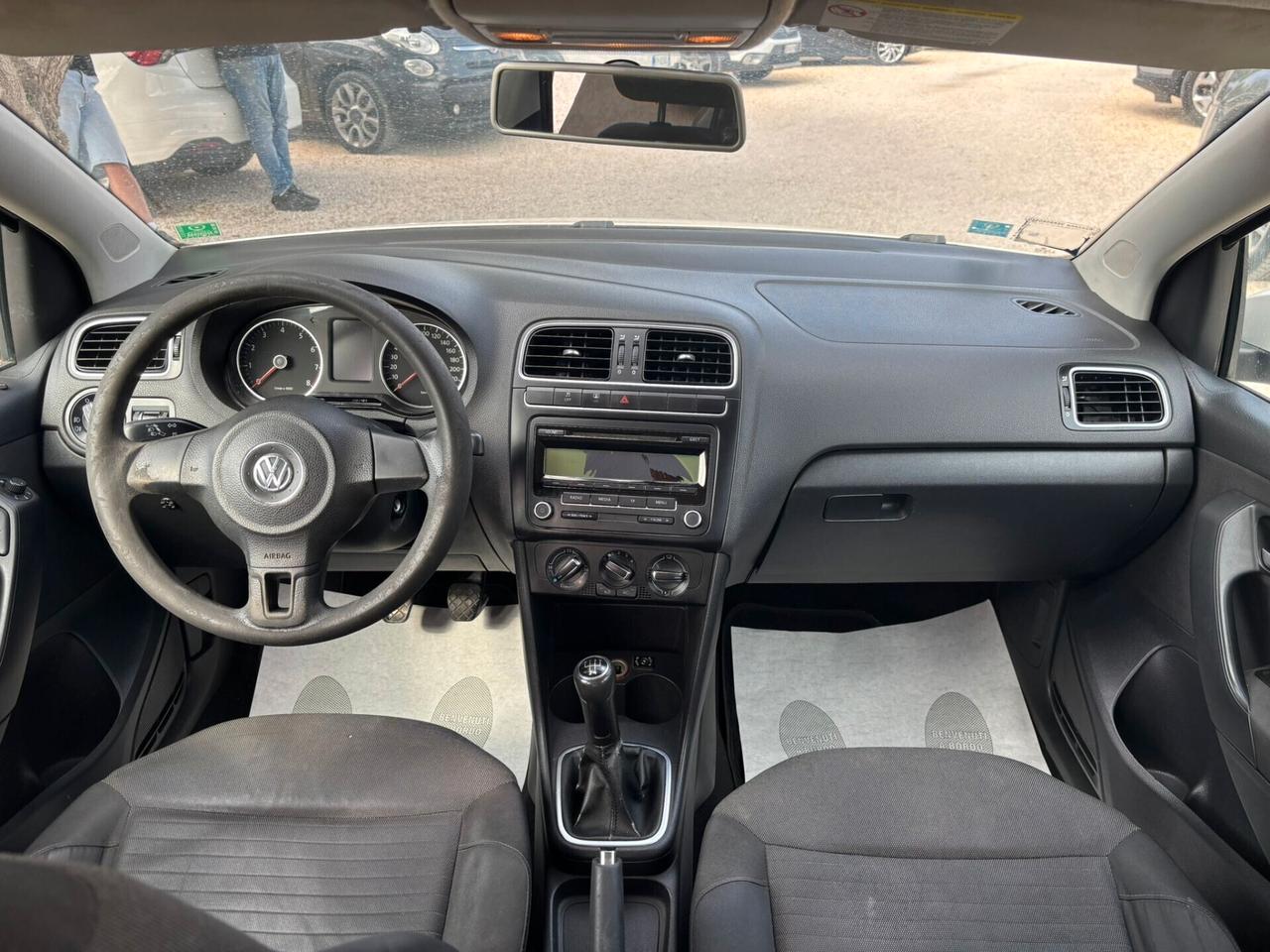 VOLKSWAGEN POLO 1.2 B - 2009
