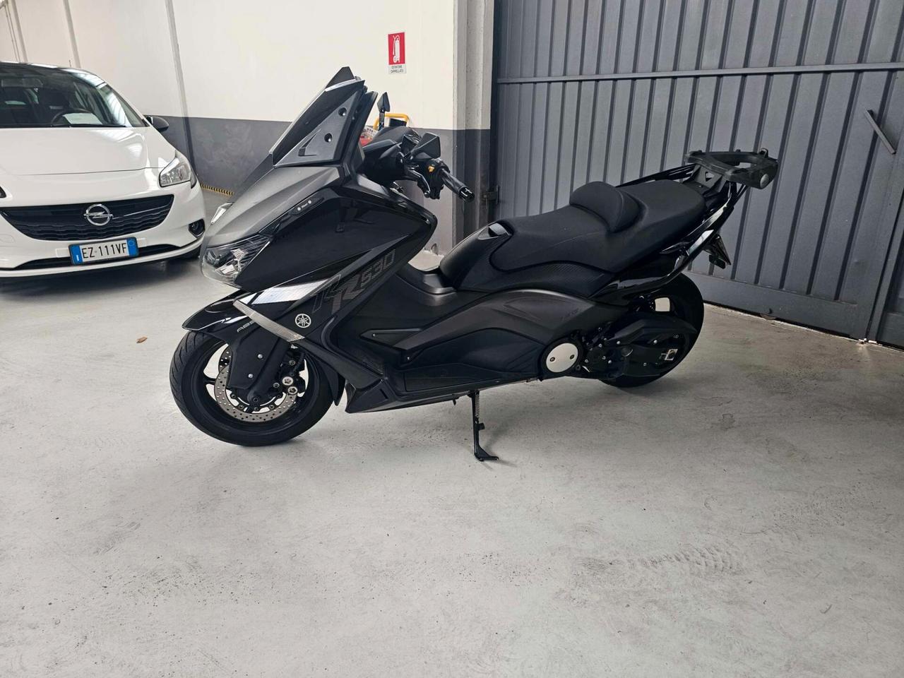 Yamaha T Max 530