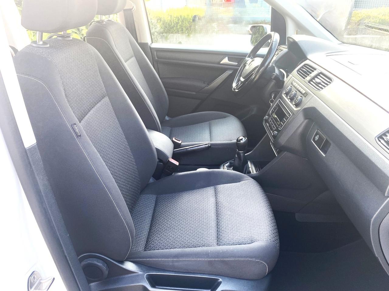 Volkswagen Caddy 2.0 TDI 122cv 4MOTION N1 5 posti