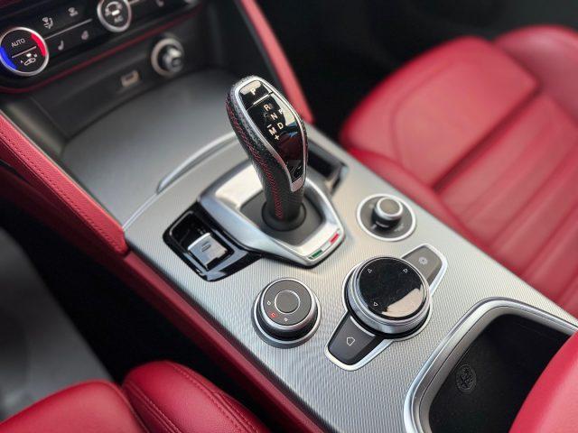 ALFA ROMEO Stelvio 2.2 TURBODIESEL 210 CV AT8 Q4 VELOCE *UNIPROP*