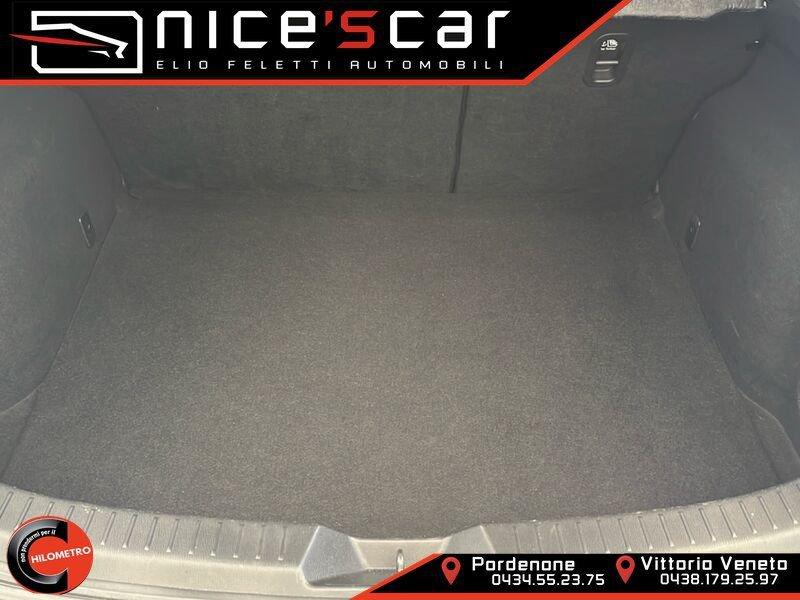 Mazda Mazda3 2.2 Skyactiv-D Exceed