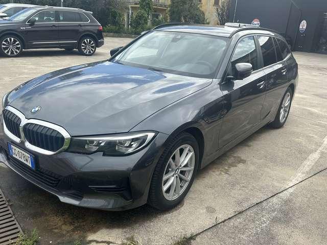 BMW 320 320d Touring xdrive Business Advantage auto