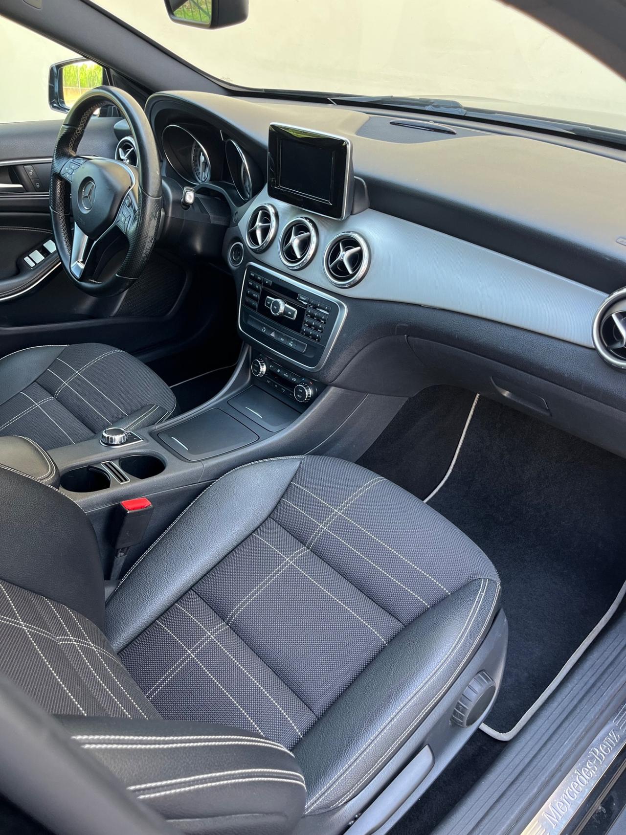 Mercedes-benz GLA 200 CDI Sport