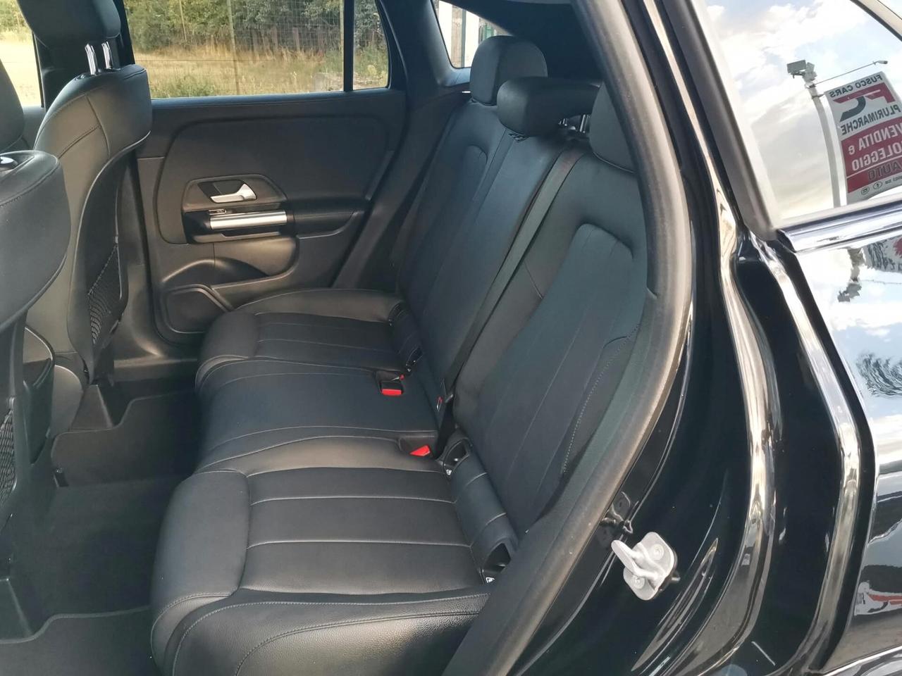 Mercedes-benz GLA 180 d Automatic AMG Line Premium Plus