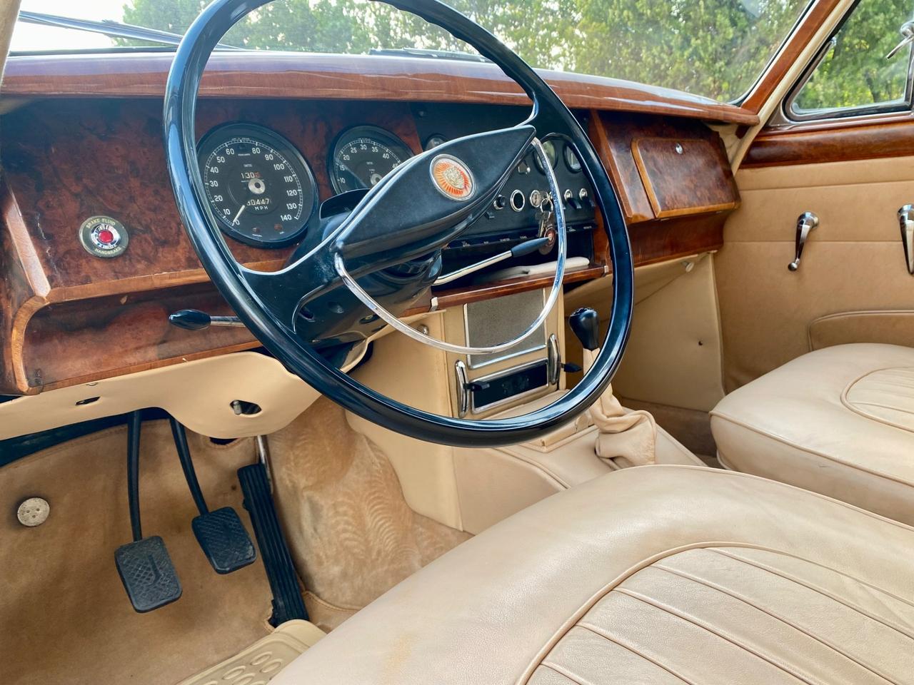 Jaguar MK II JAGUAR MK2 3.8 Litri CAMBIO MANUALE